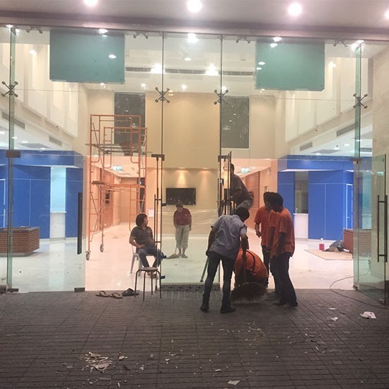 ติดตั้งประตูบานสวิง  ฉะเชิงเทรา - บริษัท เอส.ที.โกลเดน กลาส จำกัด - ติดตั้งประตูบานสวิง ฉะเชิงเทรา 